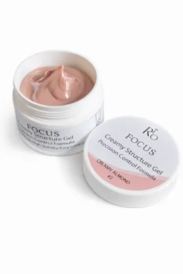 פוקוס ג'ל בנייה CREAMY ALMOND – FOCUS Creamy Structure Gel
